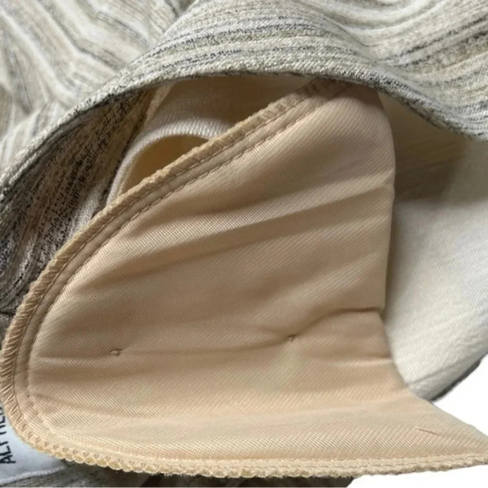 Alfred‎ Dunner Crinkle Pin Stripe Size 8 Elastic Waist Pant Suit Neutral Colors‍ - Picture 15 of 16